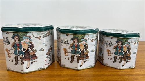 Nesting Christmas Tins | Set of 3 Vintage Victorian- themed Winter Scene Christmas Cookie Tins view 3