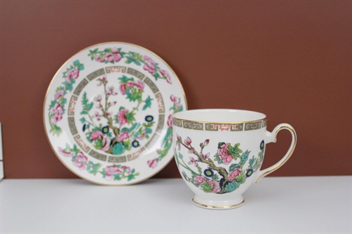 Vintage Bone China Teacup and Saucer | Royal Grafton Indian Tree Pattern view 6