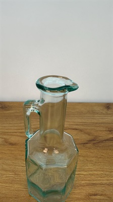 Mod Dep Octagonal Glass Decanter Cruet Bottle 250ml | Oil, Vinegar, and Dressing Dispenser view 9