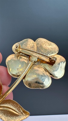 Vintage Enamel Pink Flower Pin/ Brooch view 7