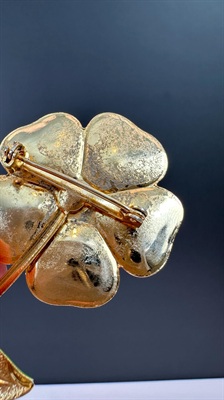 Vintage Enamel Pink Flower Pin/ Brooch view 8