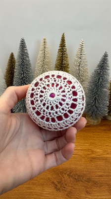 Vintage Shiny Brite Ornament with Crocheted Cover- Pink Unsilvered  Made in U.S.A. view 4