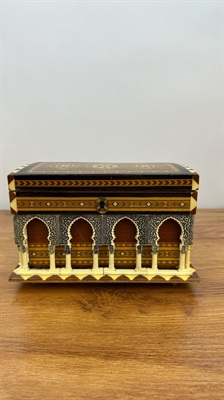 Vintage Spanish Inlaid Wood Marquetry Music Box - Alhambra Palace Architectural Model -Reuge Musical Jewelry Box view 4