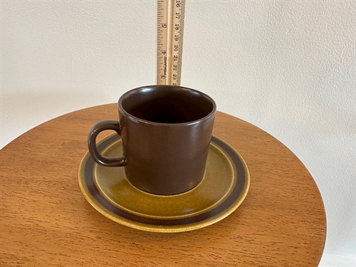Vintage MCM Stoneware Coffee Cups and Saucers | Brown and Golden | Made in Japan SET OF 3 view 4