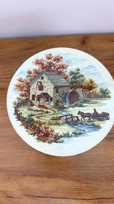 Vintage 1983 Tom Sturgis Pretzels Pennsylvania Dutch Collector's Tin 8.25" view 3