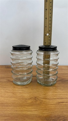 Vintage Sellers Hoosier Beehive Salt and Pepper Shakers- Depression Glass view 9