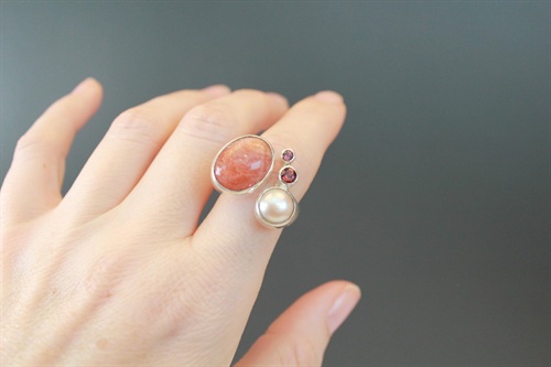 Vintage Handmade Sterling Silver Ring | Sunstone, Pearl, Garnet | Sculptural Art Statement Ring SIZE 8 view 5