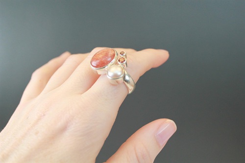 Vintage Handmade Sterling Silver Ring | Sunstone, Pearl, Garnet | Sculptural Art Statement Ring SIZE 8 view 7