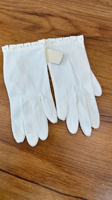 Vintage Ladies White Gloves | Nylon Womens Gloves Van Raalte-NEW view 3
