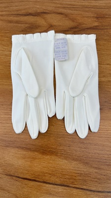 Vintage Ladies White Gloves | Nylon Womens Gloves Van Raalte-NEW view 4