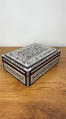 Vintage Handmade Egyptian Mother of Pearl Inlay Jewelry Box: Moroccan Marquetry Wood Storage view 1
