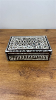 Vintage Handmade Egyptian Mother of Pearl Inlay Jewelry Box: Moroccan Marquetry Wood Storage view 2