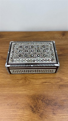 Vintage Handmade Egyptian Mother of Pearl Inlay Jewelry Box: Moroccan Marquetry Wood Storage view 3