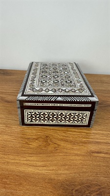 Vintage Handmade Egyptian Mother of Pearl Inlay Jewelry Box: Moroccan Marquetry Wood Storage view 4