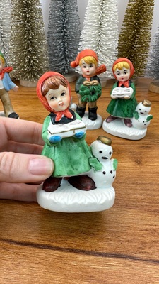 Vintage Christmas Caroler Figurines | Winter Village Figures Flambro -SET of 4 view 4