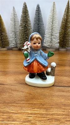 Vintage Napco Christmas Girl with Candy Cane Figurine -1950's Japan view 10