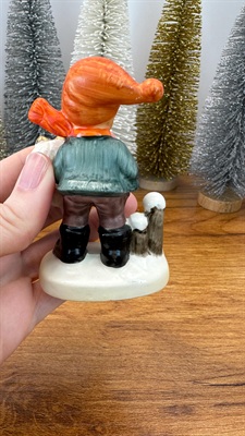 Vintage Napco Christmas Figurines- Boy and Girl  -Japan view 9