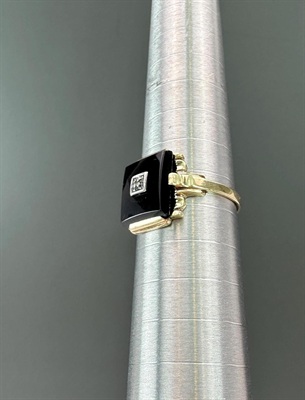 Vintage 10k Gold Black Onyx Ring With Diamond Accent | SIZE 7.75 view 10