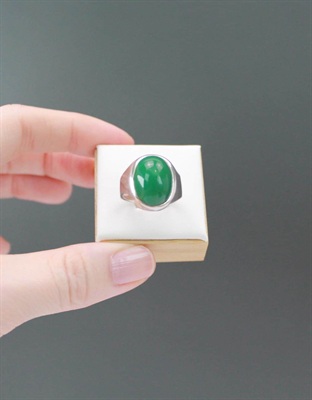 Vintage Sterling Silver Green Cabochon Signet Ring- SIZE 8.25 view 3