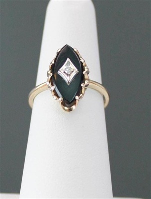 Vintage 10k Gold Black Onyx Ring With Diamond Accent | SIZE 5.5 view 9
