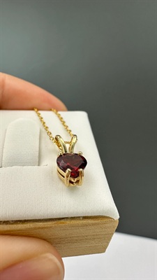 Vintage 14k Solid Gold Garnet Heart Necklace-  Minimalist Love Pendant- 18" Chain Length view 10