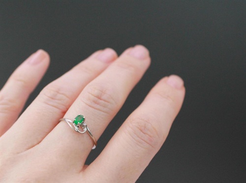 Vintage Emerald 10k White Gold Ring | Dainty Ring with Diamond Chip | Size 6.25 view 4