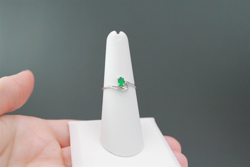 Vintage Emerald 10k White Gold Ring | Dainty Ring with Diamond Chip | Size 6.25 view 5