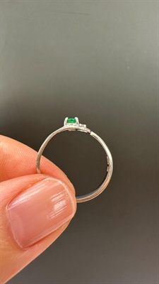 Vintage Emerald 10k White Gold Ring | Dainty Ring with Diamond Chip | Size 6.25 view 8