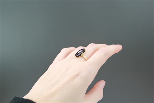 Vintage 14k Solid Gold Black Onyx and Diamond Ring  | SIZE 7.75 view 5