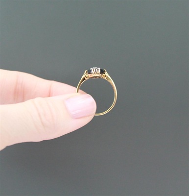 Vintage 14k Solid Gold Black Onyx and Diamond Ring  | SIZE 7.75 view 8