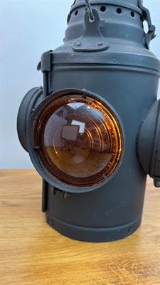 Vintage Dressel Railroad Lantern Lamp- Repurposed into Working Lamp/ Light view 9