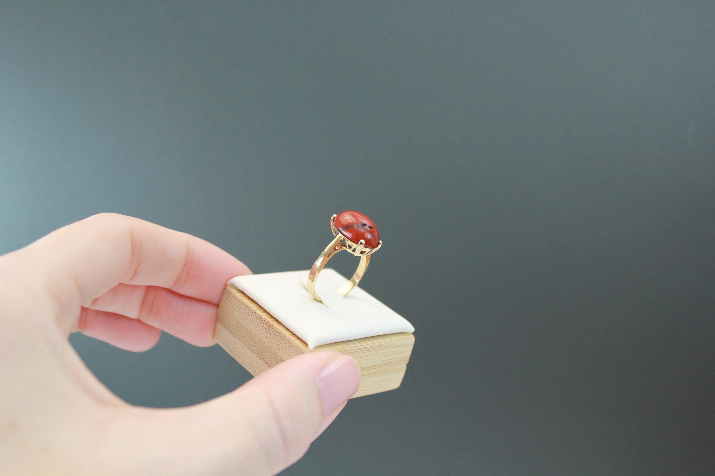 Vintage Mid-Century Modern 10k Gold and Natural Red Jasper Ring Estate Jewelry - SIZE 6