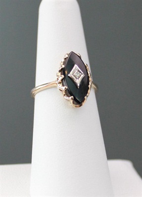 Beautiful Vintage 10k Gold Ring | Black Onyx  With Diamond Accent | SIZE 5.5 view 3