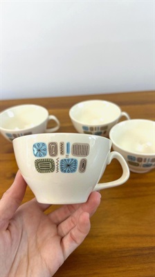 Mid Century Modern Atomic Tea Cups- Retro Vintage Temporama by Canonsburg SET OF 4