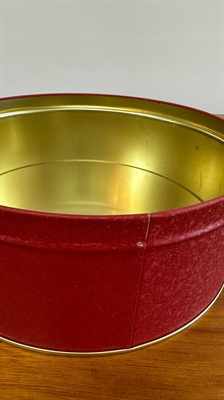 Vintage Christmas Tin 1990's Santa Claus Embossed and Textured Tin- Empty PartyLite Tin view 10