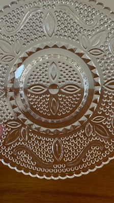 Vintage Federal Glass Heritage Clear Glass Plates (SET of 4) 1950's Dinnerware 8" Luncheon Plate view 9