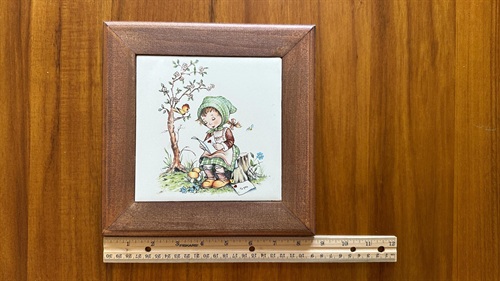 Vintage Wall Plaque Cute Girl Reading | Vintage Kitsch Decor | Retro Art view 7