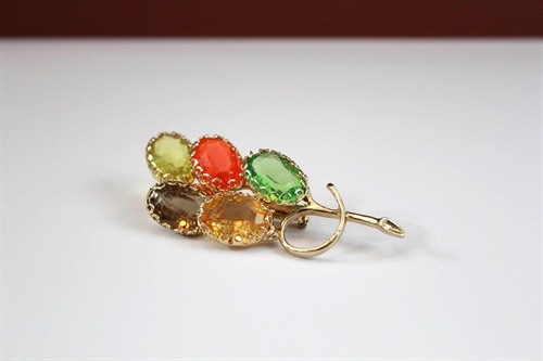 Vintage Fruit Salad Brooch-Floral Vintage Pin with Glass Stones in Gold Tone Setting view 7