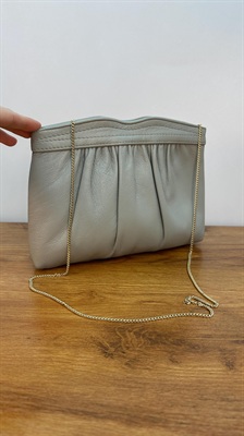 Vintage Clutch Purse -Grey Faux Leather Purse Convertible Gold Chain Strap- Evening Bag view 4