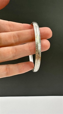 Vintage BEAU Sterling Silver Bangle Bracelet- 925 view 9