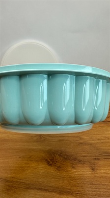 Vintage Ice Blue Tupperware Jello Mold | Jell-O, Jel-Ring | Like New Condition view 5