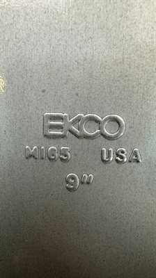 Vintage EKCO Aluminum Non-Stick Heart Shaped Cake Pans- SET OF 2 view 5