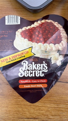 Vintage EKCO Aluminum Non-Stick Heart Shaped Cake Pans- SET OF 2 view 10