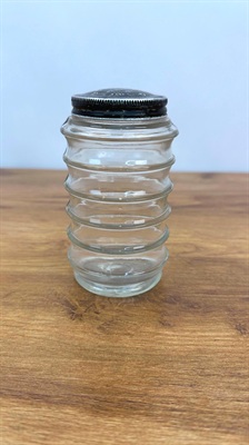 Vintage Sellers Hoosier Beehive Salt and Pepper Shaker- Depression Glass view 1