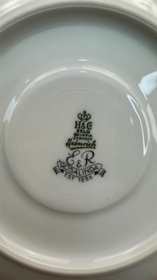 Vintage Heinrich Teacup and Saucer  H&C Bavaria -Rosalinda view 8