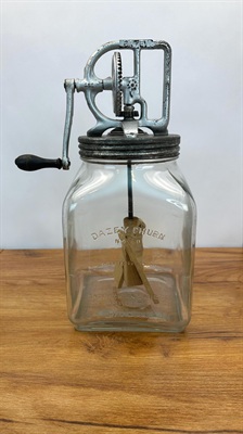 Vintage Dazey Butter Churn No. 60 | Dazey Churn & MFG. Co. ST Louis USA- 6-Quart view 1