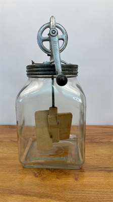 Vintage Dazey Butter Churn No. 60 | Dazey Churn & MFG. Co. ST Louis USA- 6-Quart view 7