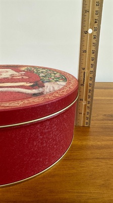 Vintage Christmas Tin 1990's Santa Claus Embossed and Textured Tin- Empty PartyLite Tin view 5