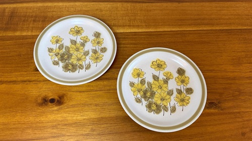 Vintage Spring Bouquet bread/salad plates 1970's Stoneware Japan 6" Plate SET OF 2 view 6
