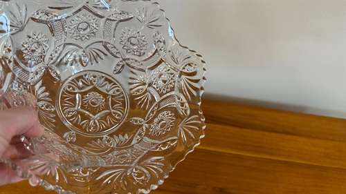 Vintage Imperial Glass Crystal -343 Clear Stars 8" Flared Berry Bowl  - EAPG view 6